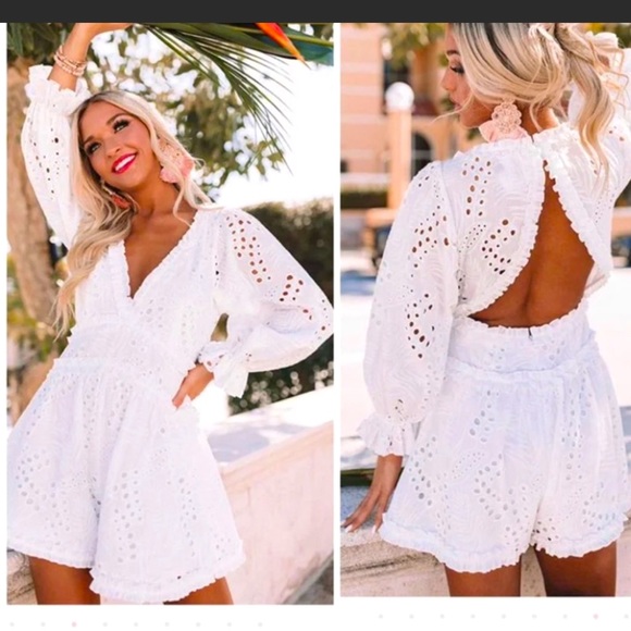 Luxxel Pants - NWT Luxxel Open Back Long Sleeve Cotton Romper | Size Medium
